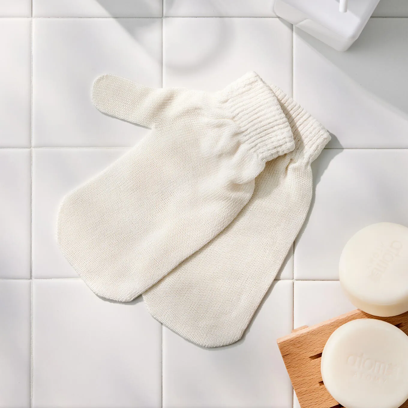 Мочалка-варежка для душа (2 шт.) Атоми