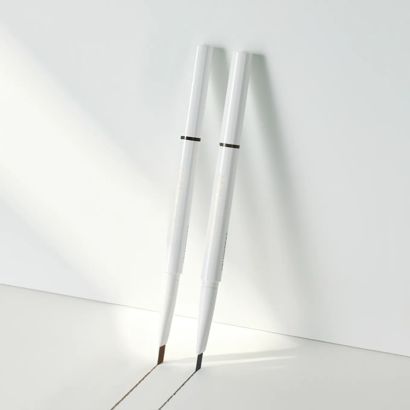 Аделика Карандаш для бровей (Серый) Атоми